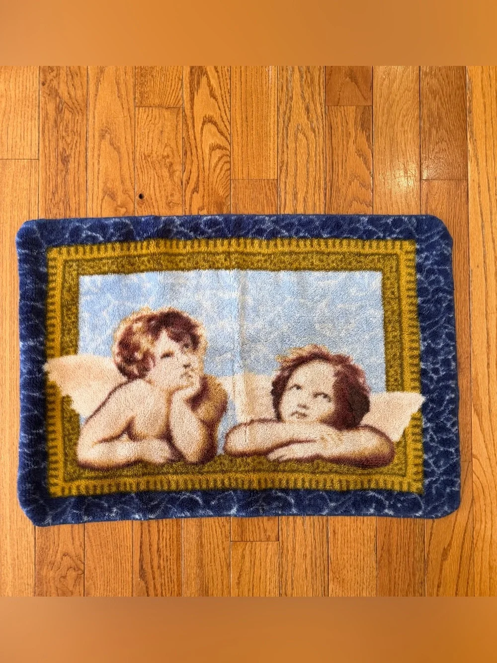 Vintage cherub bath mat